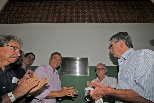 Governo entrega novas instalações de colégio estadual em Paramirim
