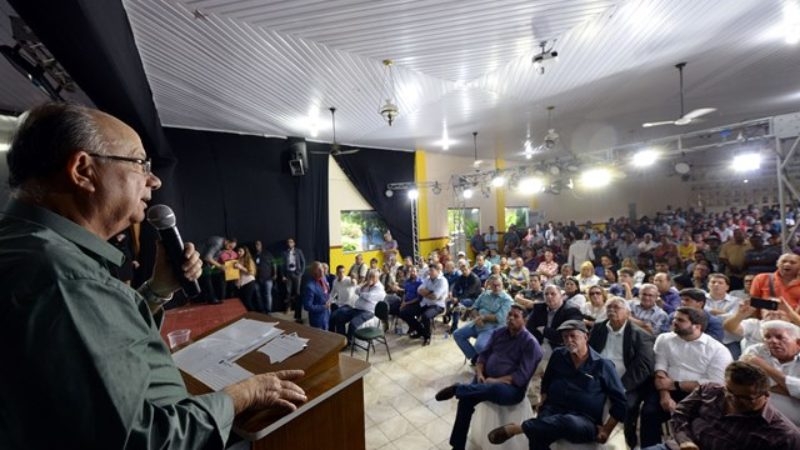 Campo Formoso: José Ronaldo acompanha visita de ministro da Educação