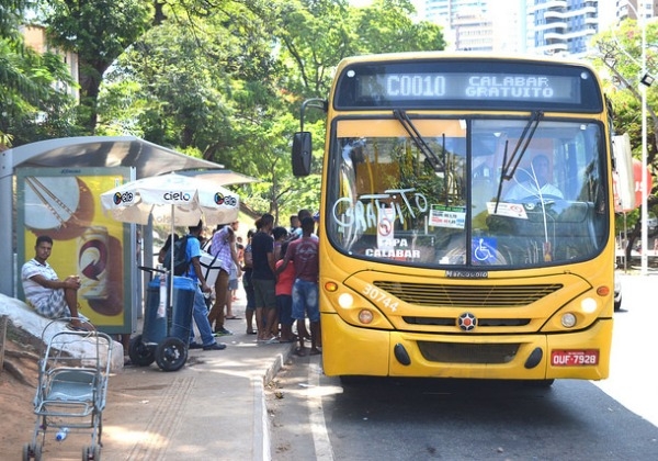 Prefeitura notifica Integra por propaganda eleitoral em ônibus